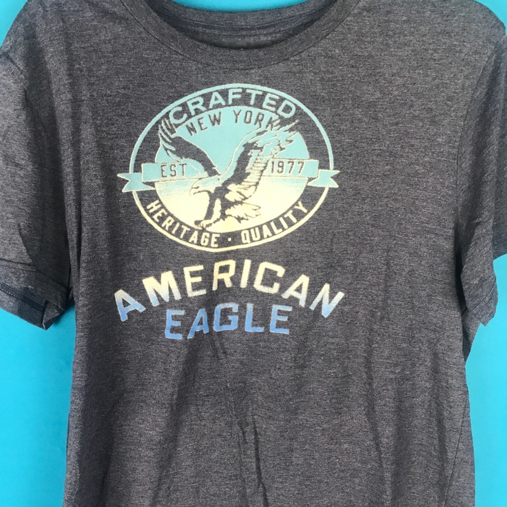 Men’s American Eagle Large Shirt